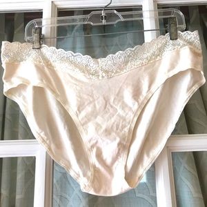 Old Navy size XL stretchy lace top undies: pregnancy, maternity, c-section NWOT
